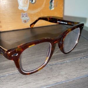 Yesglasses Tanna Tortoise Keyhole Bridge Retro-Vintage Acetate Eyeglasses